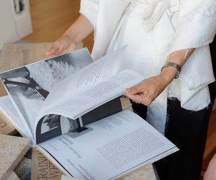 На Хмельниччині презентували результати проєкту «Крізь історію весільної моди»